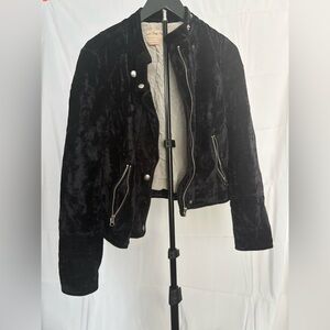 🌟 Free People Cropped Velvet Jacket 🌟
